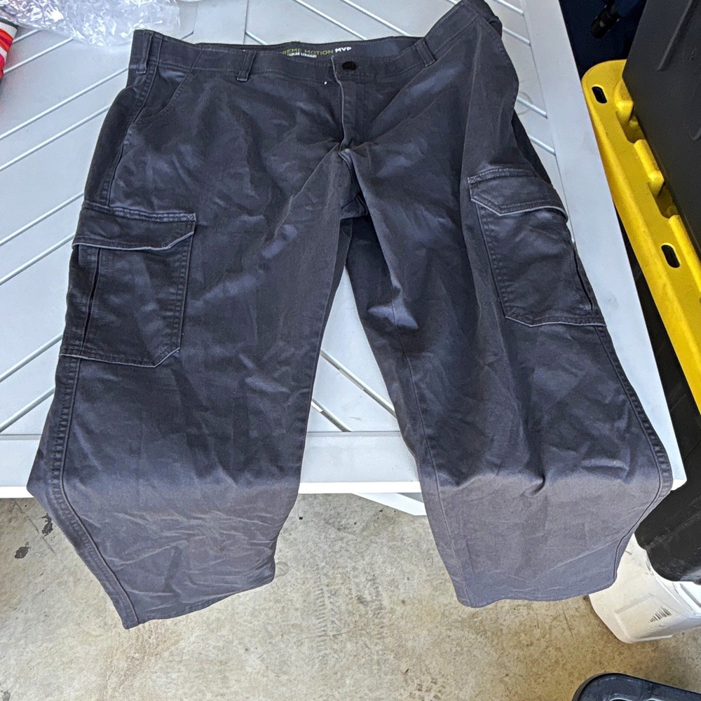 Lee Men's Extreme Motion Gray Cargo Pants Straight Leg 40W Pockets